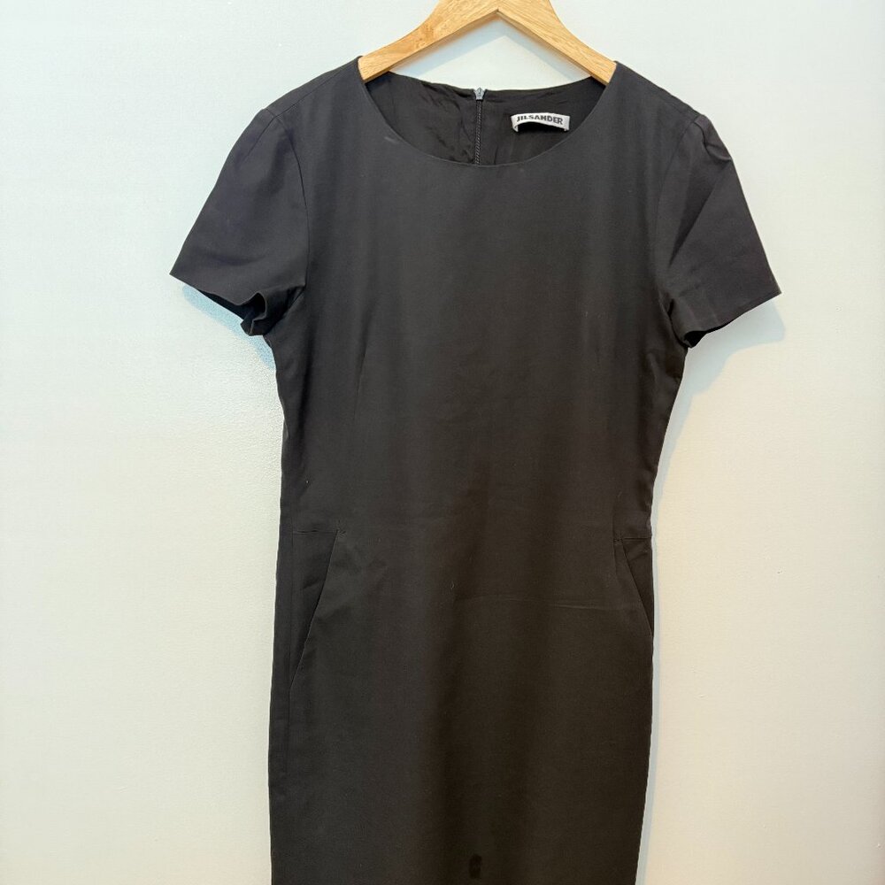 Jil Sander - Classic simple LBD short sleeved Black Dress